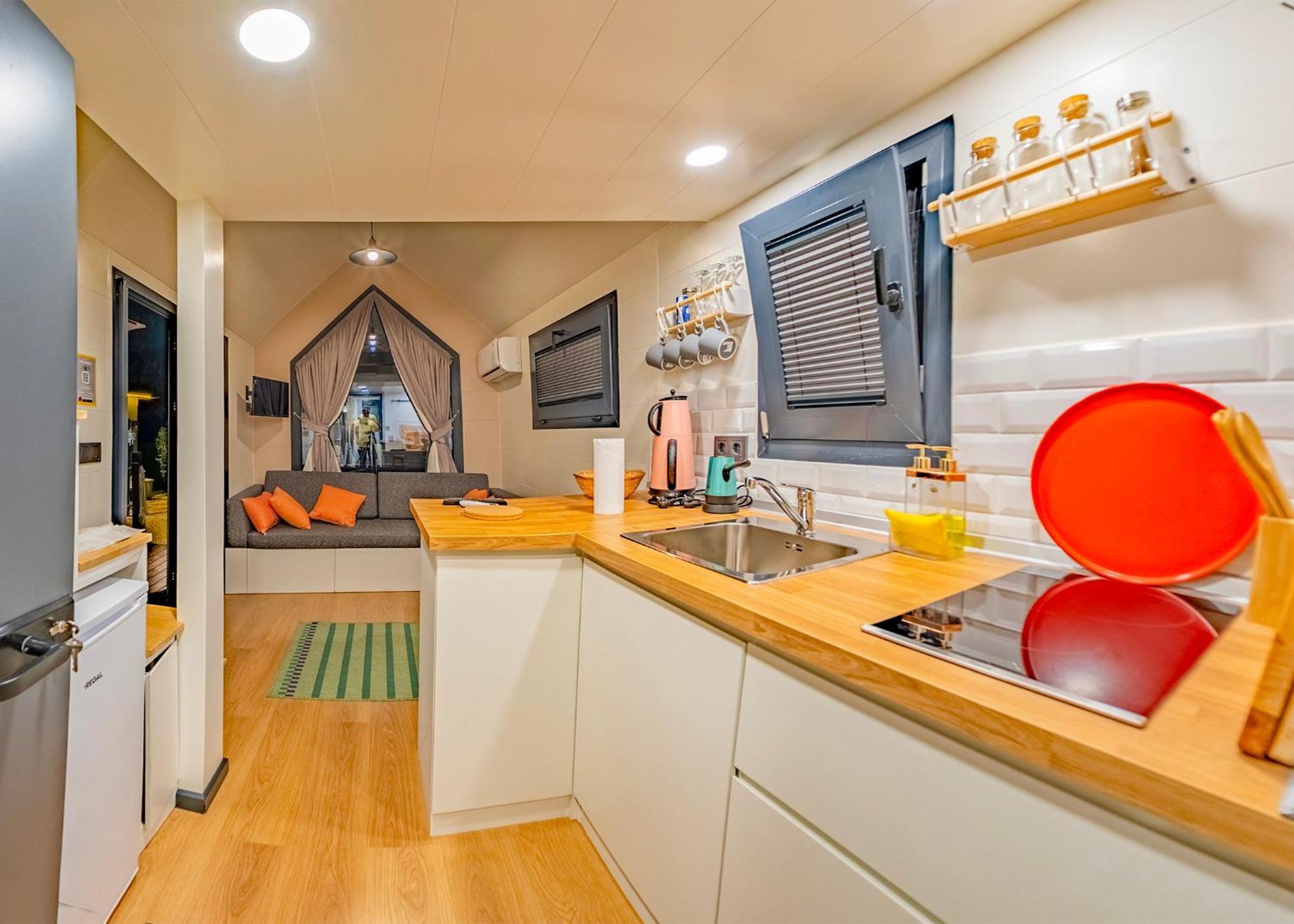 Efe Tiny House Hotel Serik Quarto foto